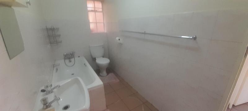 3 Bedroom Property for Sale in Rooihuiskraal North Gauteng