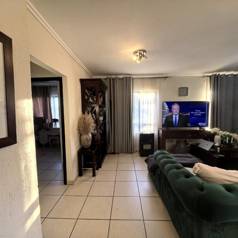 2 Bedroom Property for Sale in Jackal Creek Golf Estate Gauteng