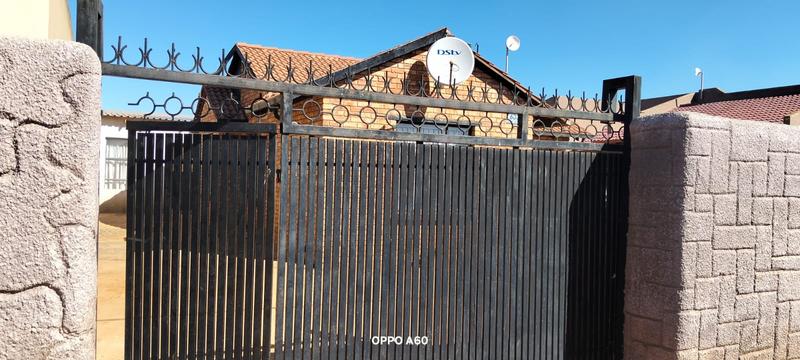 3 Bedroom Property for Sale in Klippoortje Gauteng