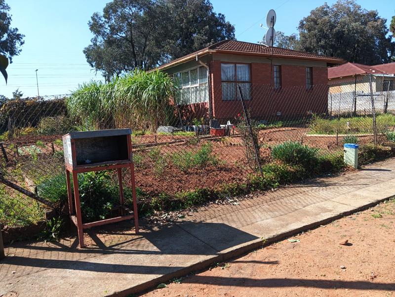 5 Bedroom Property for Sale in Orlando Gauteng