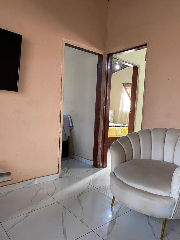 2 Bedroom Property for Sale in Thulani Gauteng