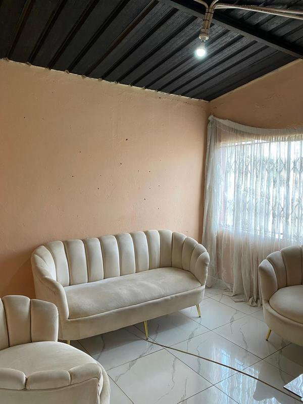 2 Bedroom Property for Sale in Thulani Gauteng