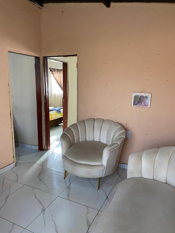 2 Bedroom Property for Sale in Thulani Gauteng