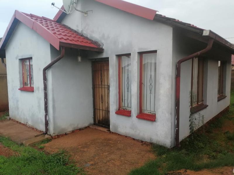 2 Bedroom Property for Sale in Protea Glen Gauteng