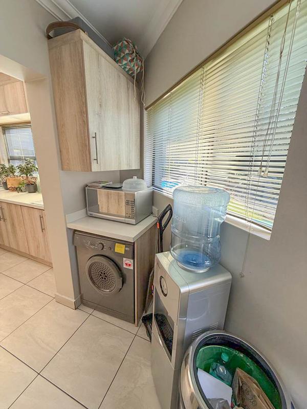 To Let 3 Bedroom Property for Rent in Midstream Ridge Gauteng
