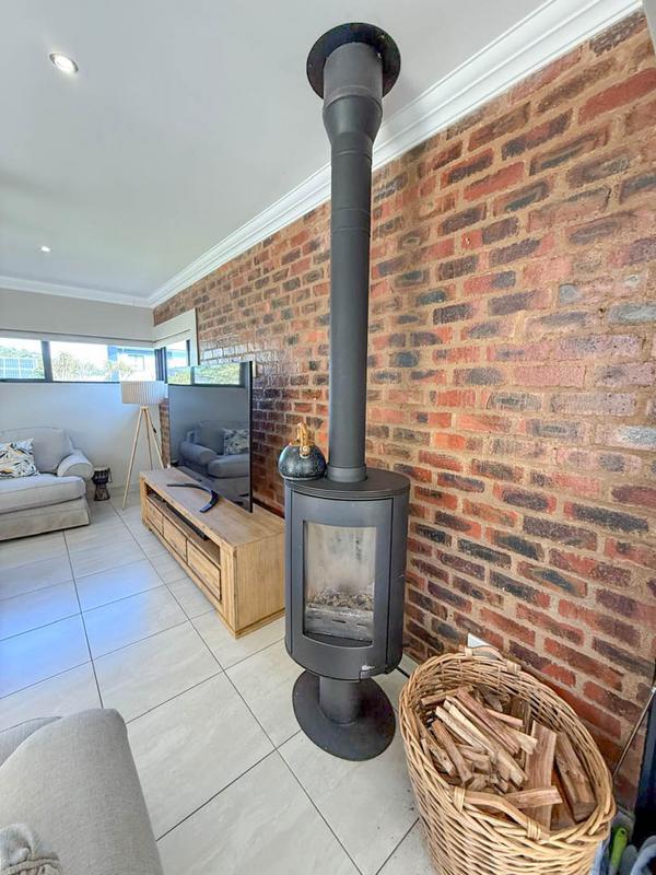 To Let 3 Bedroom Property for Rent in Midstream Ridge Gauteng