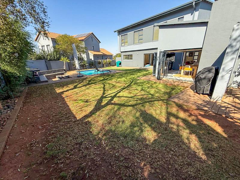 To Let 3 Bedroom Property for Rent in Midstream Ridge Gauteng