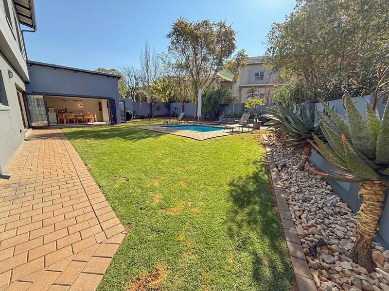 To Let 3 Bedroom Property for Rent in Midstream Ridge Gauteng