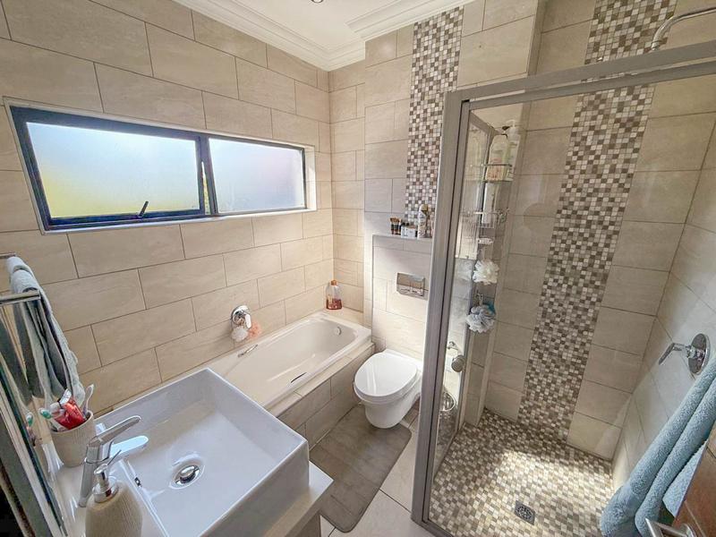 To Let 3 Bedroom Property for Rent in Midstream Ridge Gauteng