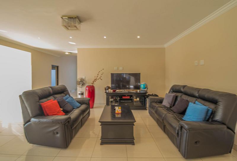 To Let 5 Bedroom Property for Rent in Midstream Ridge Gauteng