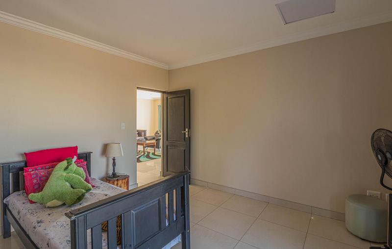 To Let 5 Bedroom Property for Rent in Midstream Ridge Gauteng