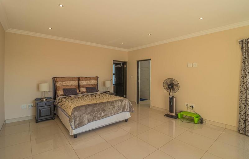 To Let 5 Bedroom Property for Rent in Midstream Ridge Gauteng