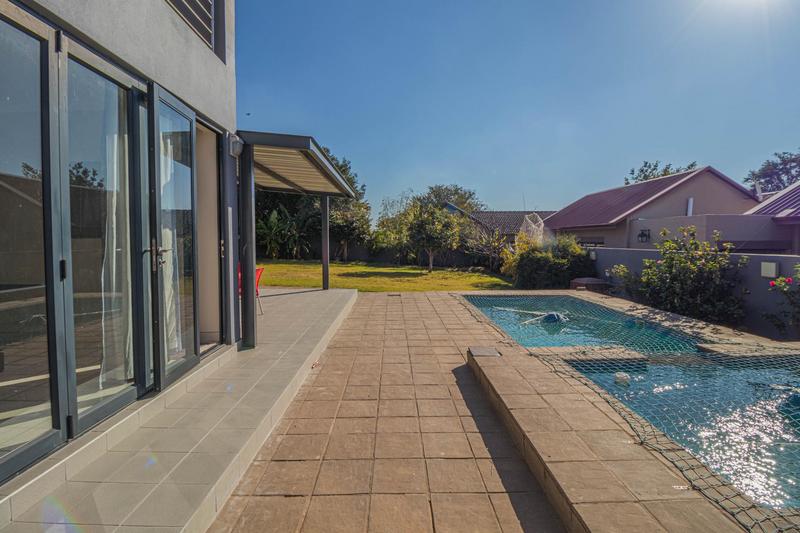 To Let 5 Bedroom Property for Rent in Midstream Ridge Gauteng