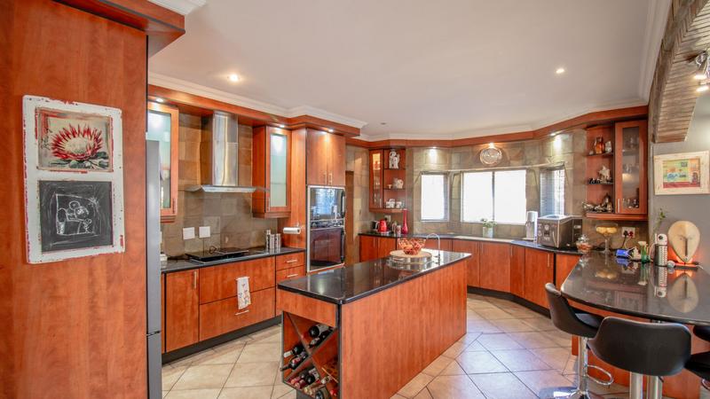 5 Bedroom Property for Sale in Midstream Estate Gauteng