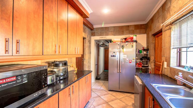 5 Bedroom Property for Sale in Midstream Estate Gauteng