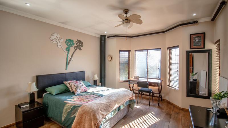 5 Bedroom Property for Sale in Midstream Estate Gauteng