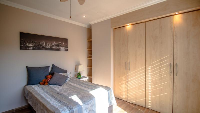 5 Bedroom Property for Sale in Midstream Estate Gauteng