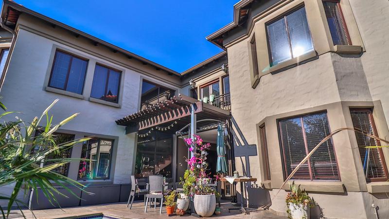 5 Bedroom Property for Sale in Midstream Estate Gauteng