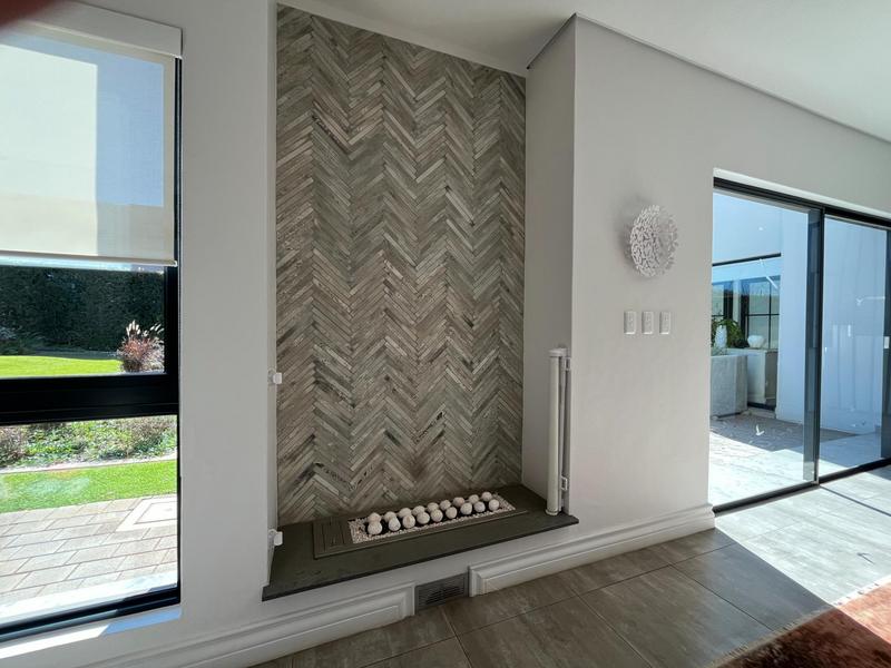 4 Bedroom Property for Sale in Midstream Ridge Gauteng