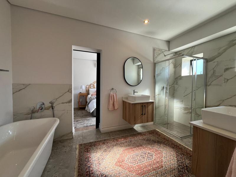 4 Bedroom Property for Sale in Midstream Ridge Gauteng