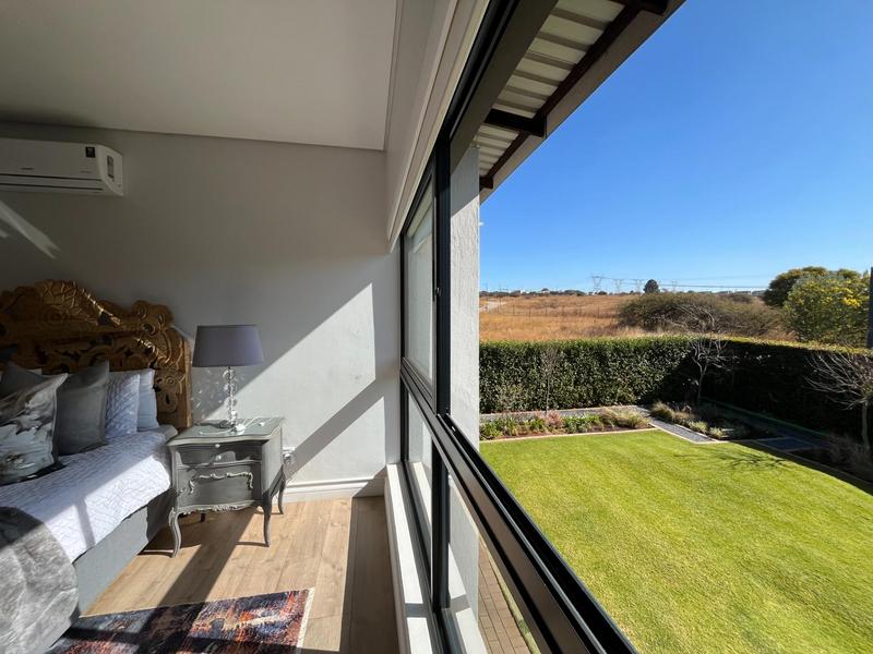 4 Bedroom Property for Sale in Midstream Ridge Gauteng