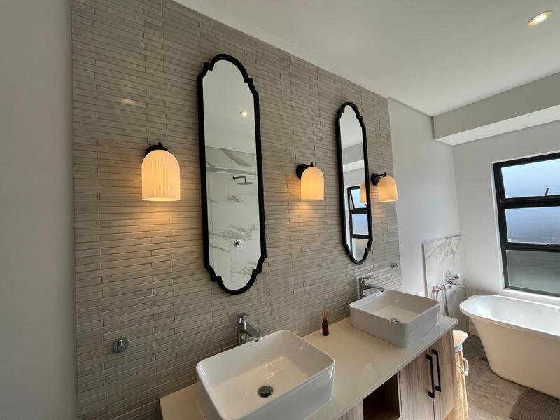 4 Bedroom Property for Sale in Midstream Ridge Gauteng
