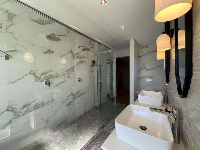 4 Bedroom Property for Sale in Midstream Ridge Gauteng