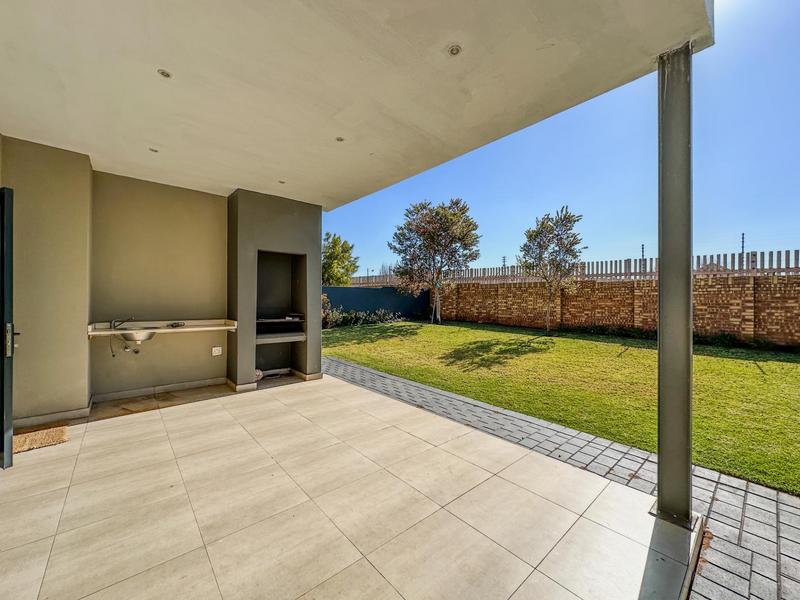 4 Bedroom Property for Sale in Midstream Meadows Gauteng