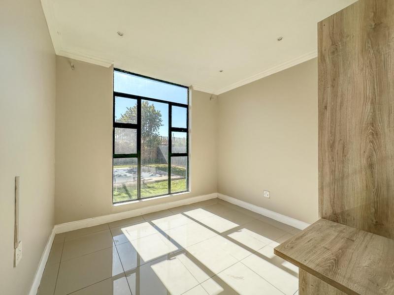 4 Bedroom Property for Sale in Midstream Meadows Gauteng