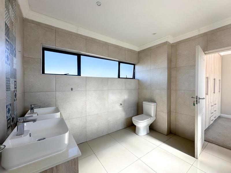 4 Bedroom Property for Sale in Midstream Meadows Gauteng