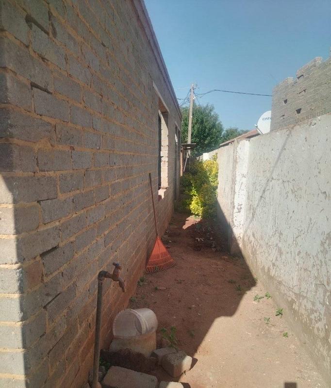4 Bedroom Property for Sale in Orange Farm Gauteng