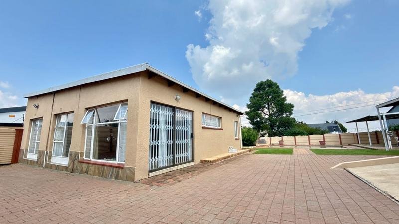 4 Bedroom Property for Sale in Risana Gauteng