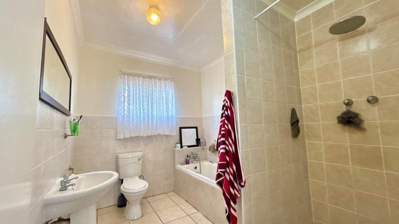 4 Bedroom Property for Sale in Risana Gauteng