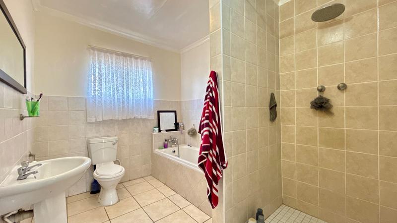 4 Bedroom Property for Sale in Risana Gauteng