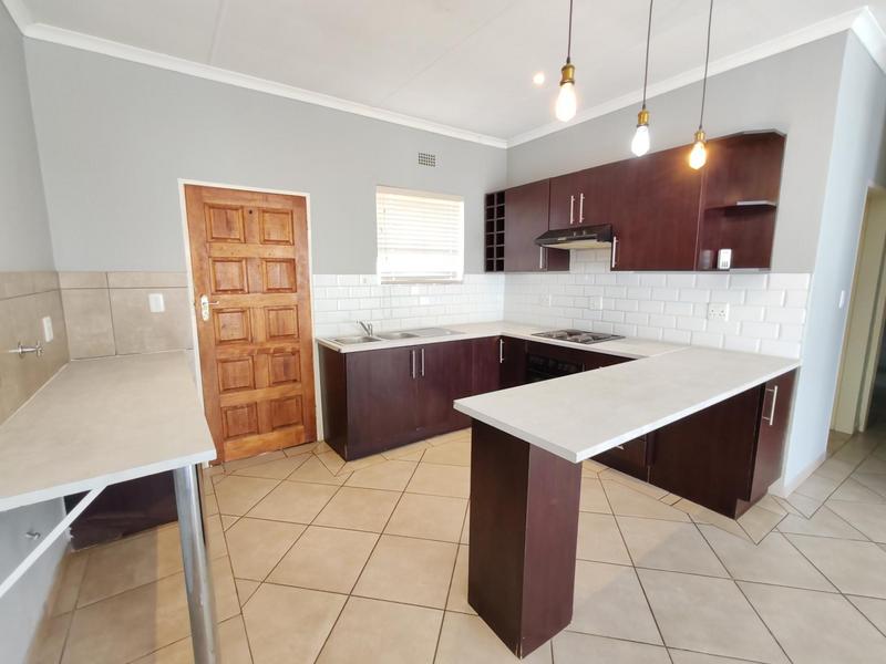 To Let 2 Bedroom Property for Rent in Riversdale Gauteng
