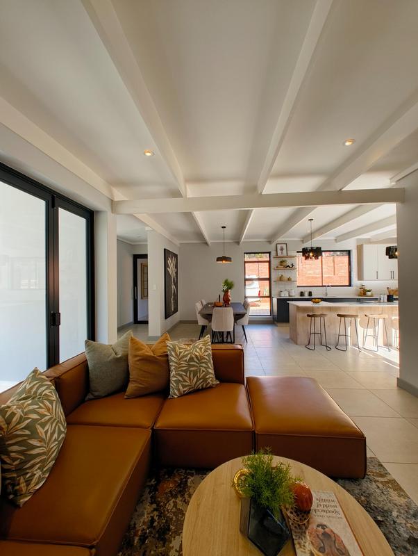 4 Bedroom Property for Sale in Ashlea Gardens Gauteng