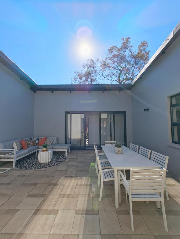 4 Bedroom Property for Sale in Ashlea Gardens Gauteng