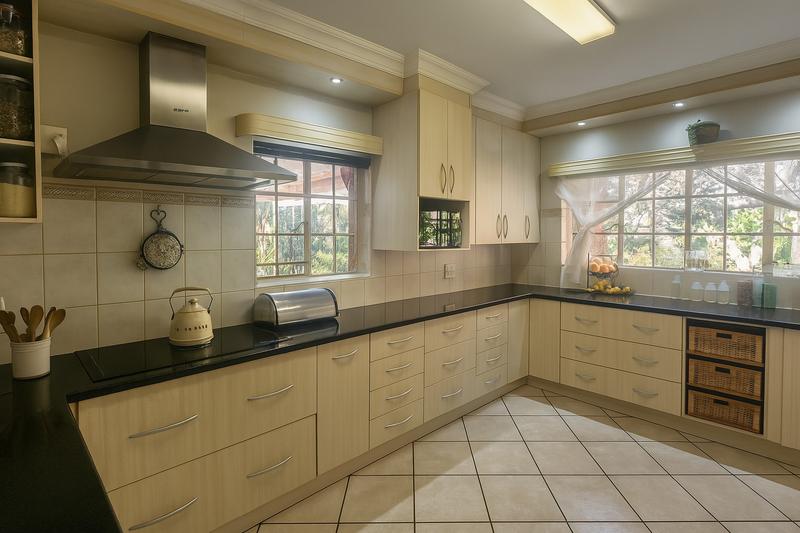 3 Bedroom Property for Sale in Constantia Park Gauteng