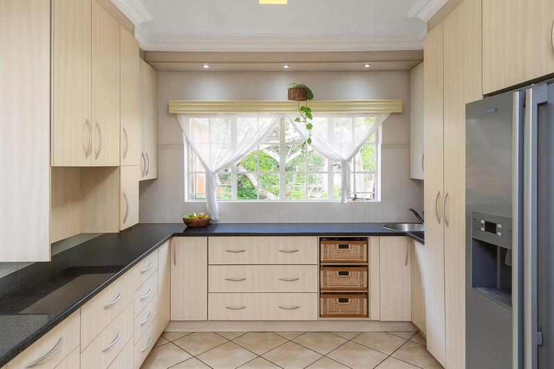 3 Bedroom Property for Sale in Constantia Park Gauteng
