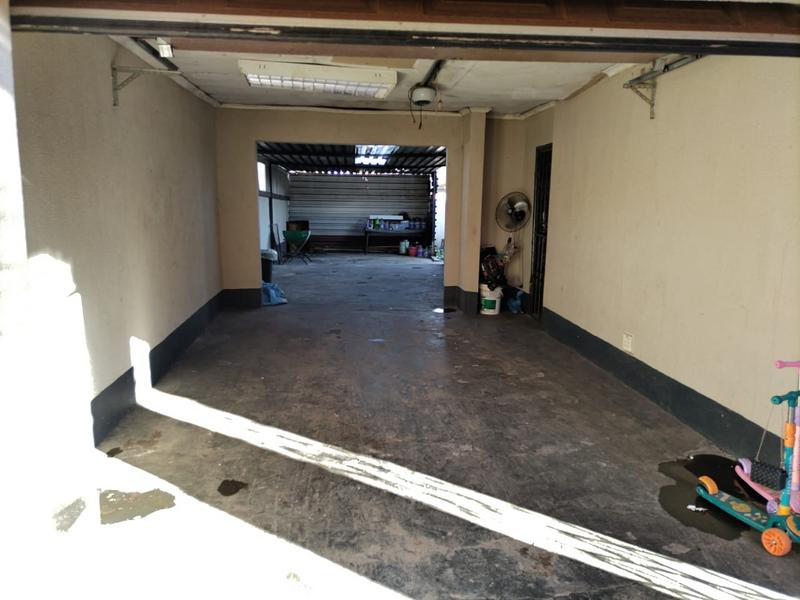 4 Bedroom Property for Sale in Dawn Park Gauteng