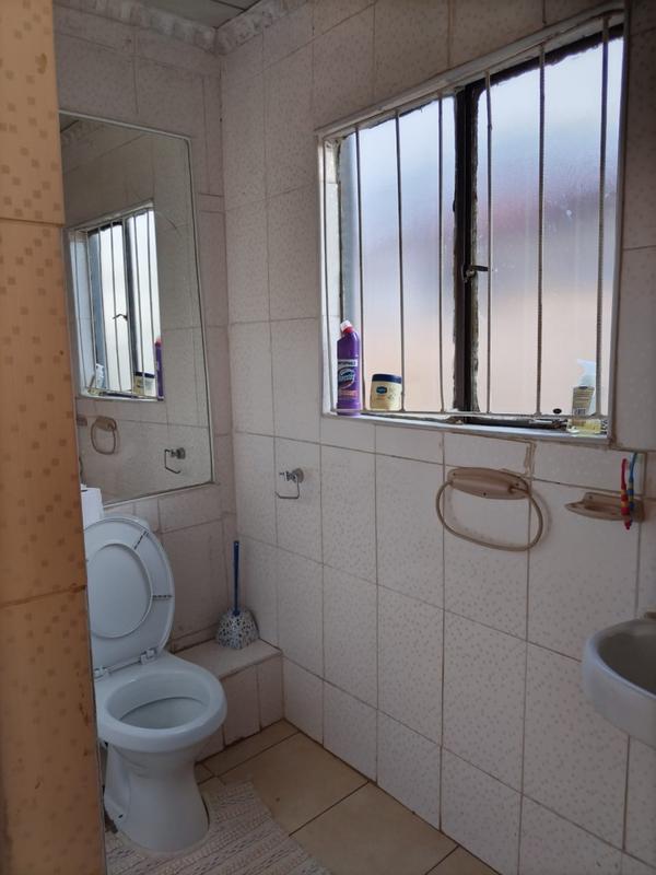 4 Bedroom Property for Sale in Dawn Park Gauteng