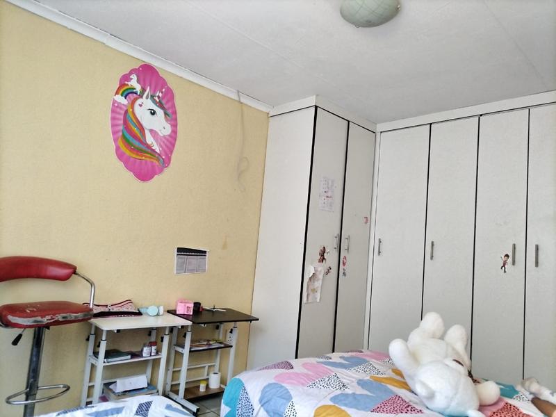 4 Bedroom Property for Sale in Dawn Park Gauteng