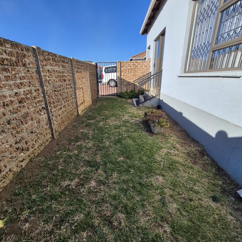 3 Bedroom Property for Sale in Parkrand Gauteng