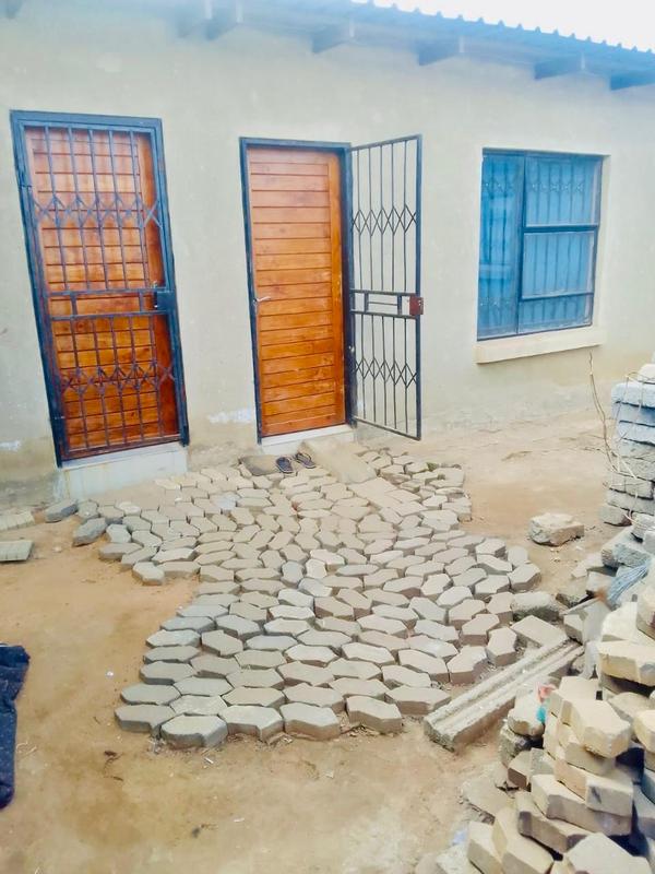 8 Bedroom Property for Sale in Windmill Park Gauteng