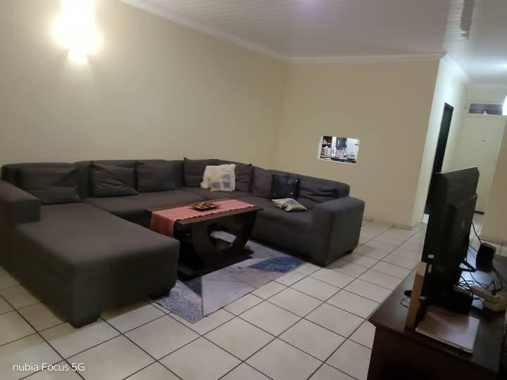 2 Bedroom Property for Sale in Vanderbijlpark CW 3 Gauteng