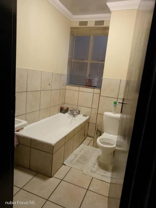 2 Bedroom Property for Sale in Vanderbijlpark CW 3 Gauteng