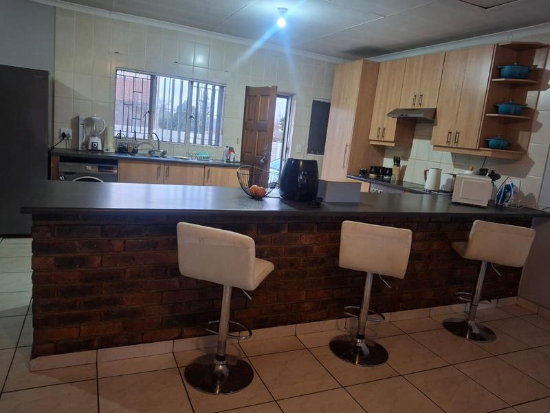 To Let 3 Bedroom Property for Rent in Waldrift Gauteng