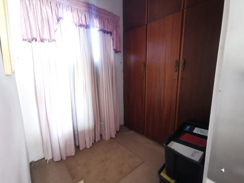 To Let 4 Bedroom Property for Rent in Rowhill Gauteng