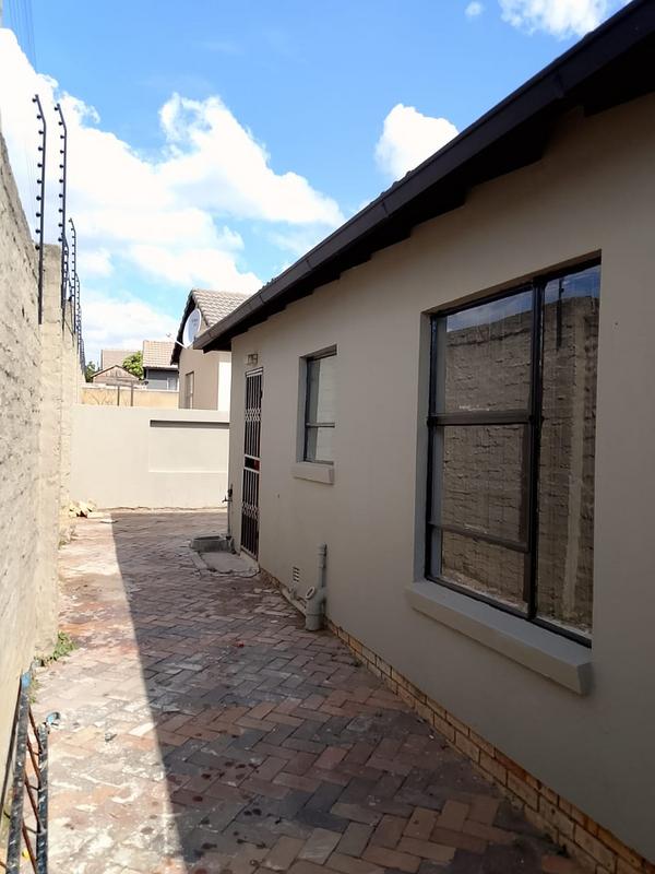 3 Bedroom Property for Sale in Kya Sands Gauteng