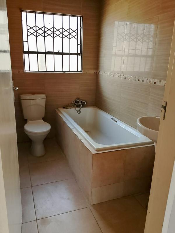 3 Bedroom Property for Sale in Kya Sands Gauteng